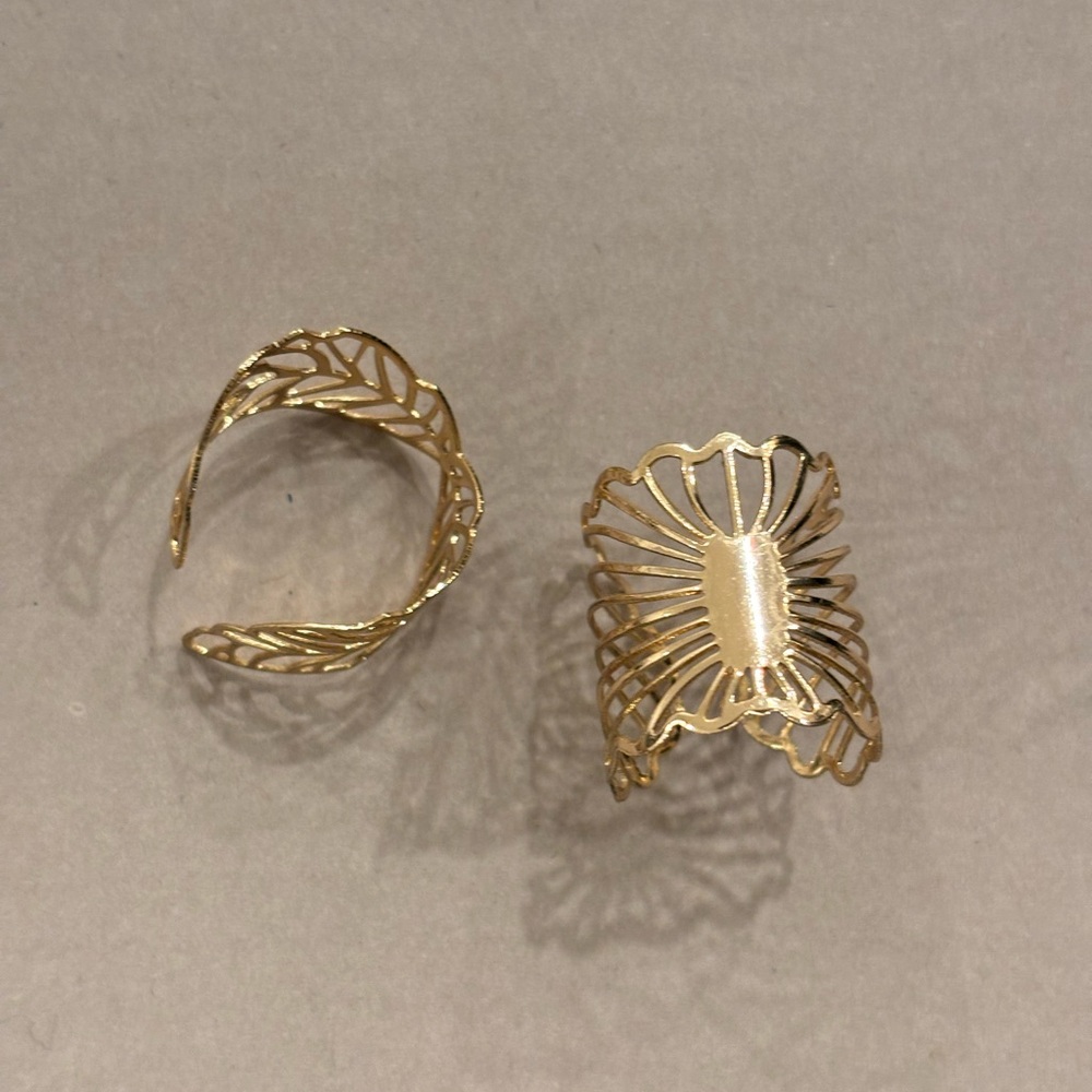 Dainty Gold Cutout Ring Set